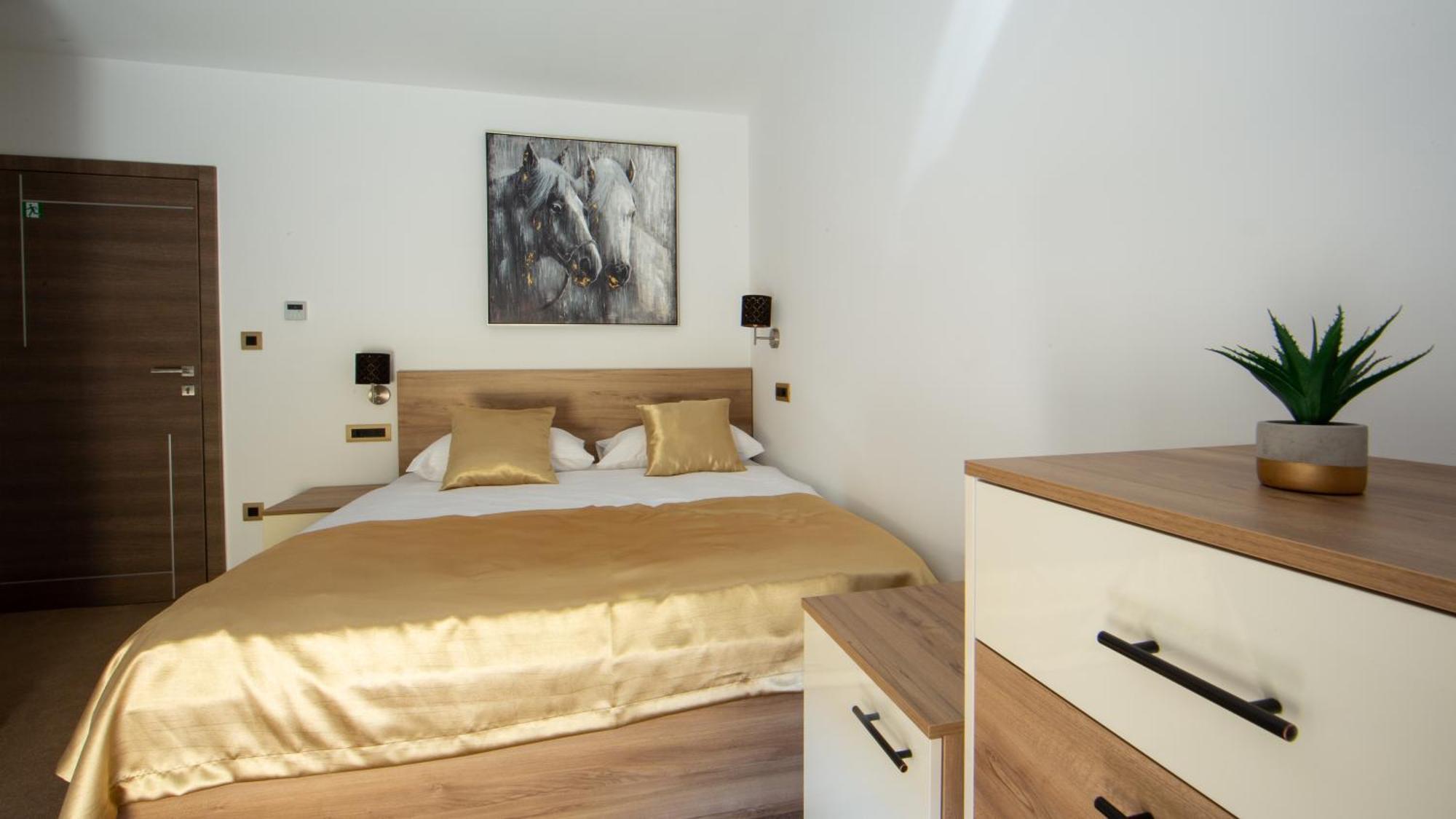 Rooms & Apartments Toni Stobreč Eksteriør billede